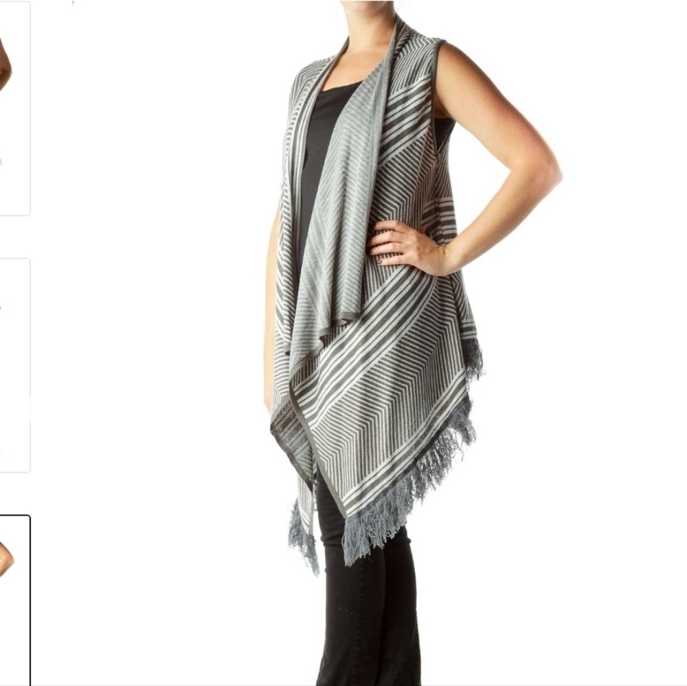 SAX  Gray Open front Knit vest  100% acrylic